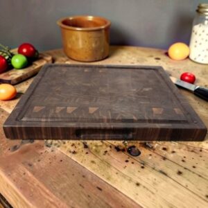 Walnut Endgrain Cutting Board with Juice and Handhold Grooves 15"
