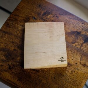 Small Live Edge Hickory Cutting Board – 9" x 10"